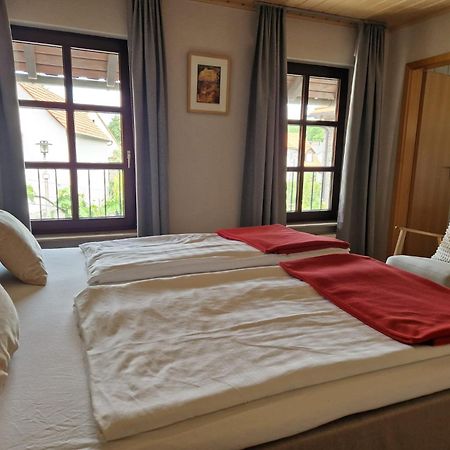 Weingut Knauer Apartment Dettelbach Ngoại thất bức ảnh